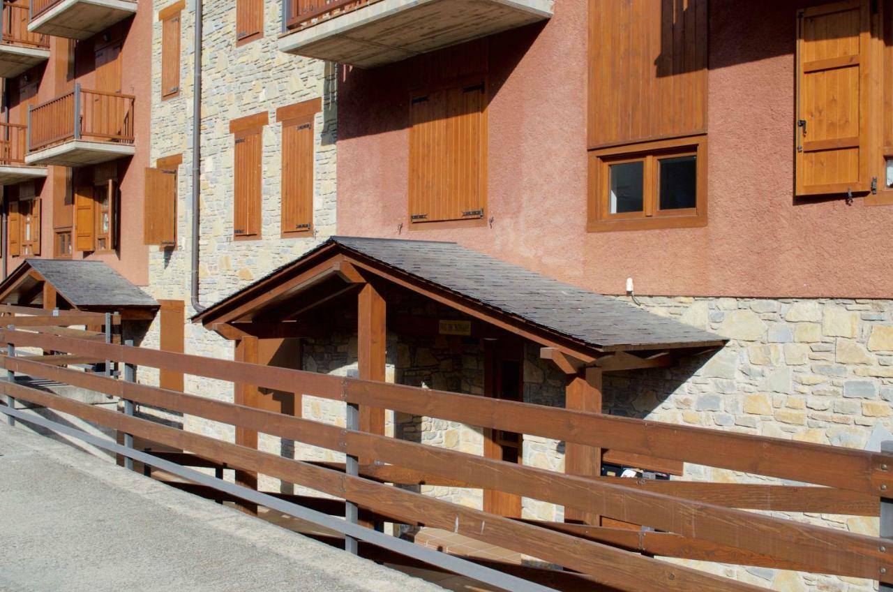 Les Ares Apartment Esterri D'Aneu Bagian luar foto